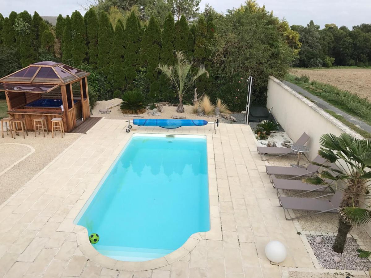 Piscine Et Jacuzzi A 2Km De La Plage De St Georges De Didonne Сен-Жорж-де-Дідонн Екстер'єр фото